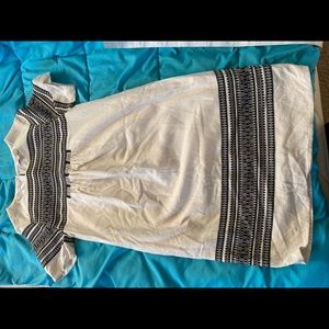 Madewell cream shift dress with black pattern. XXS